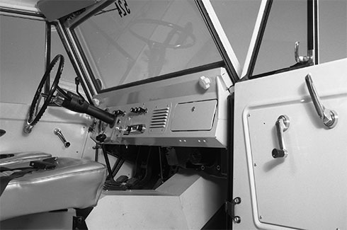 Conoce el interior de una de las Camionetas Todoterreno más capaces, Ford Bronco